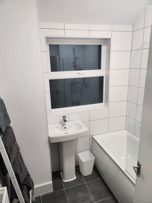 Nice Cosy Flat. Walking Distance To City Nottingham Buitenkant foto